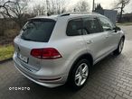 Volkswagen Touareg 3.0 V6 TDI BMT R-Style - 6