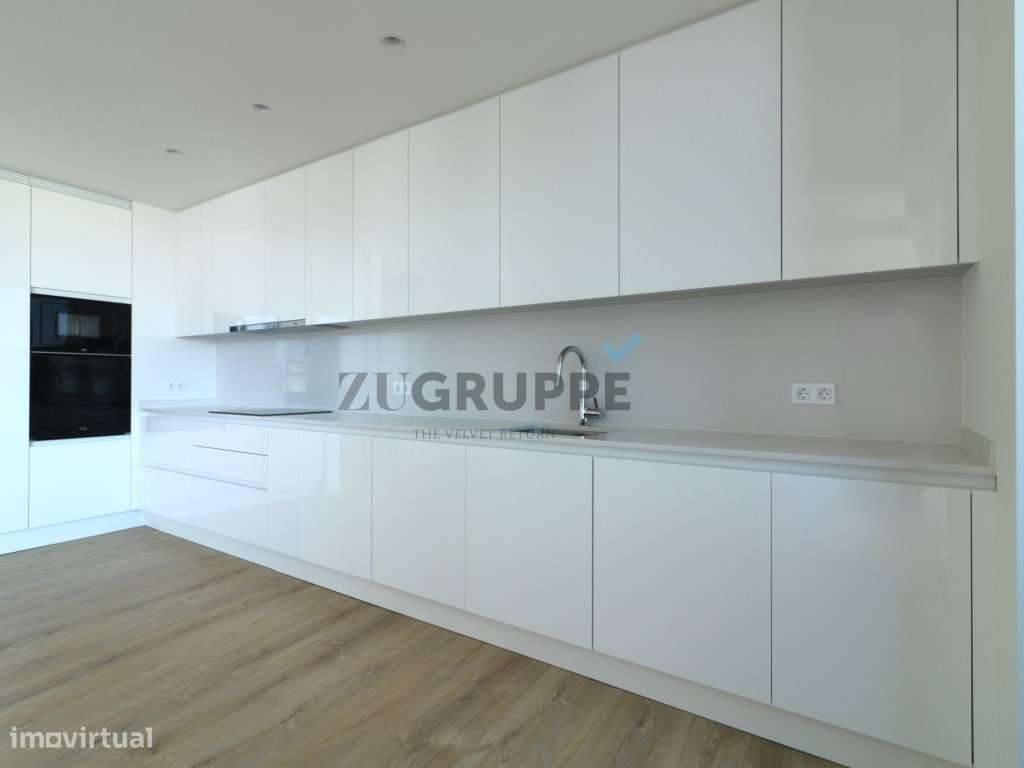 Apartamento T3 Aveiro com varanda pronto a habitar-2