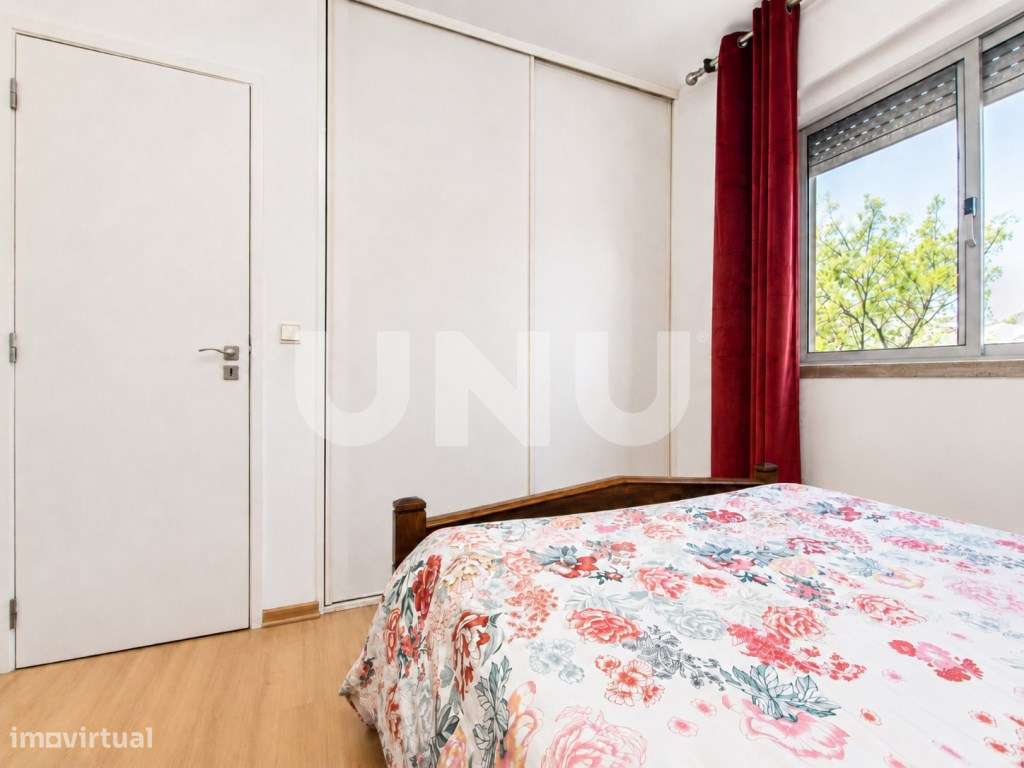 Apartamento T2 em Santo António dos Cavaleiros!-15