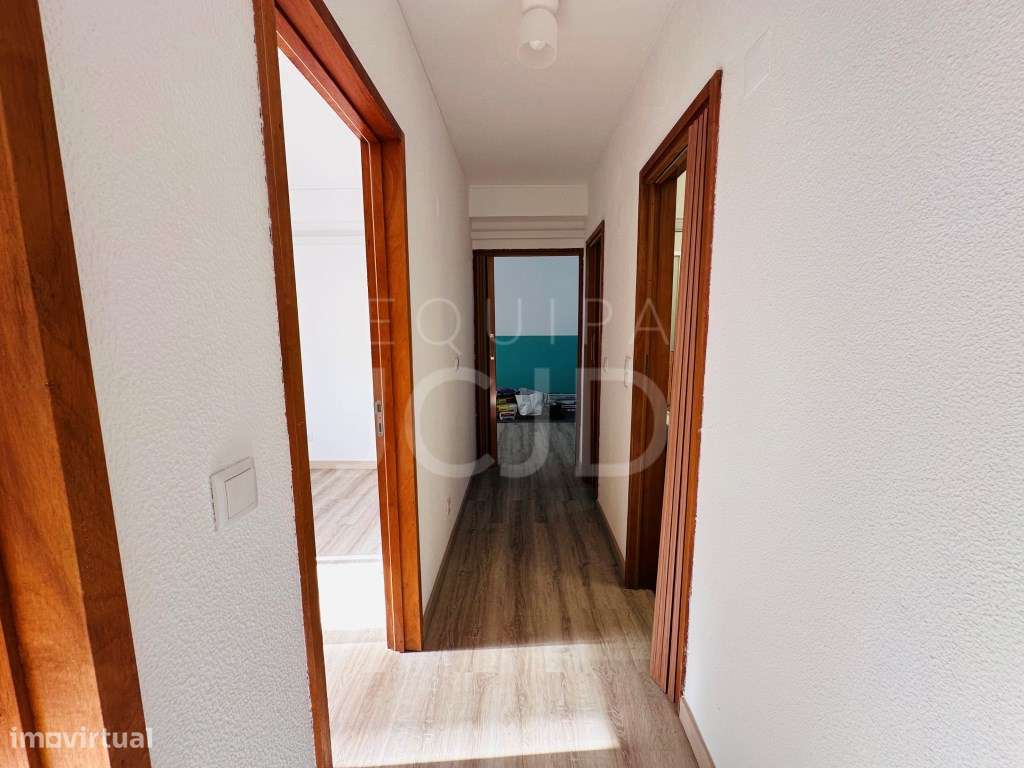Apartamento T3 Totalmente Remodelado a Estrear - Costa da Caparica-17