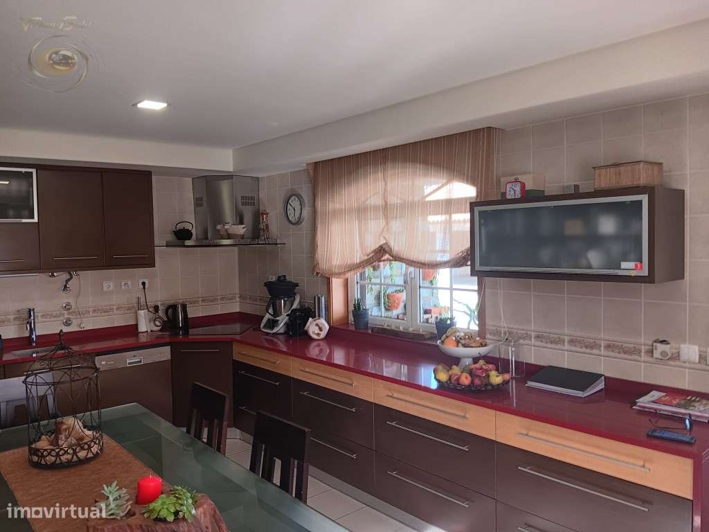 Moradia T3+1 com recheio.-43