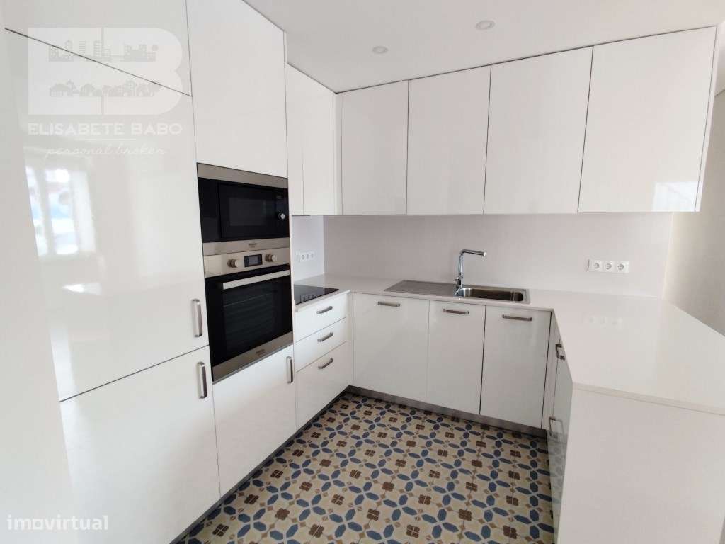 Fantástico apartamento T2+1 no Centro do Montijo-23