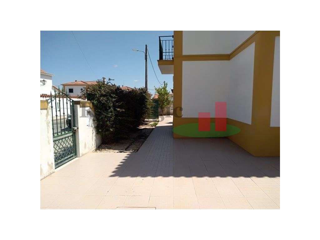 Moradia T3 em Benavente ***RIOMAGIC***-2