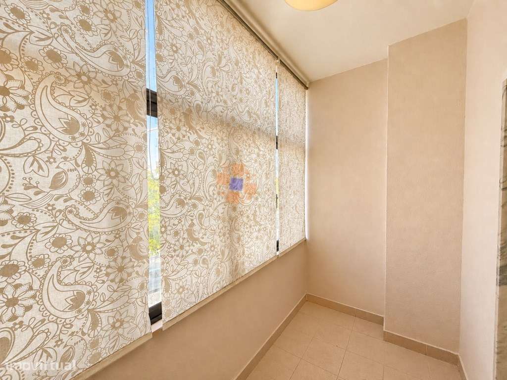 T1 com Áreas de T2 | Remodelado | Varanda | Centro do Feijó-5