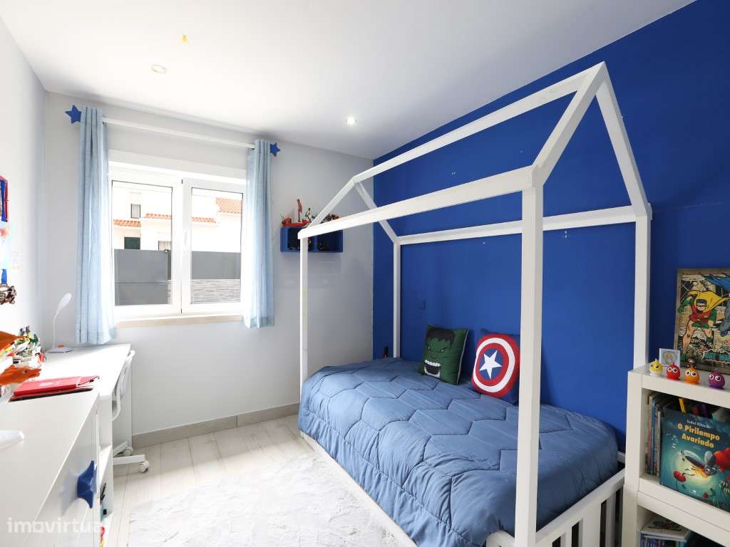 Excelente Moradia T3 localizada no Rio Novo em Nazaré-21