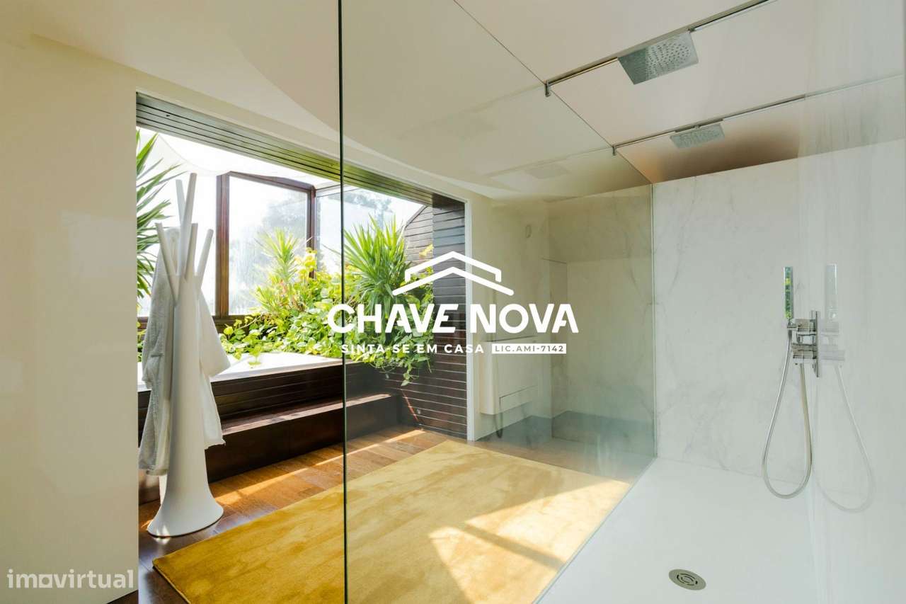 IF - Moradia T4, de luxo, perto do Castelo de Santa Maria da Feira. - Grande imagem: 4/25