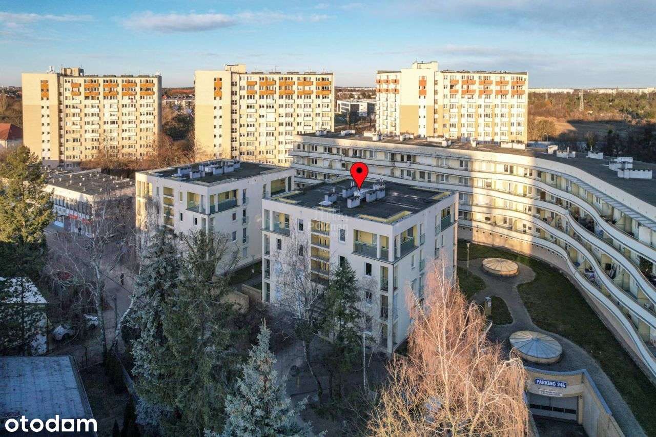 3 Pokoje, balkon, budynek z 2000 r-15