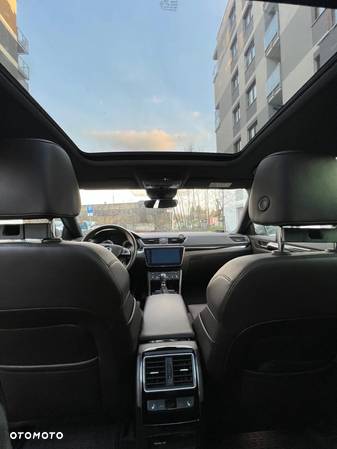 Skoda Superb 2.0 TDI 4x4 L&K DSG - 6