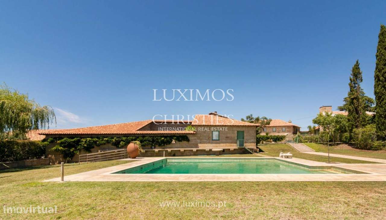 Venda: Propriedade secular com olival, capela, jardim e piscina, Miran-3