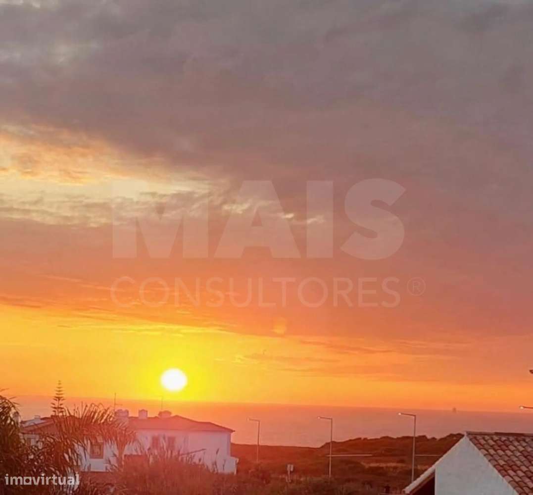 Moradia T3 Duplex com Piscina em Porto Covo - Grande imagem: 4/23