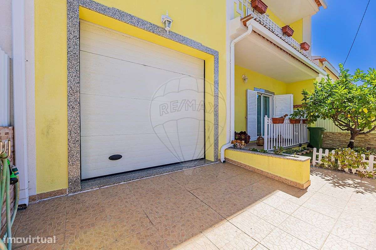 Moradia T5 para venda-46