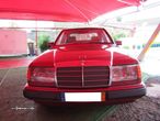 Mercedes-Benz 250 D - 2