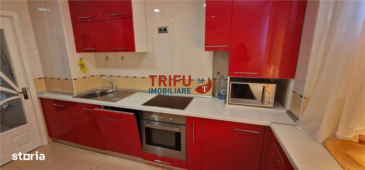 Apartament 3 camere de vanzare in centrul Orasului - Imagine principală: 2/9