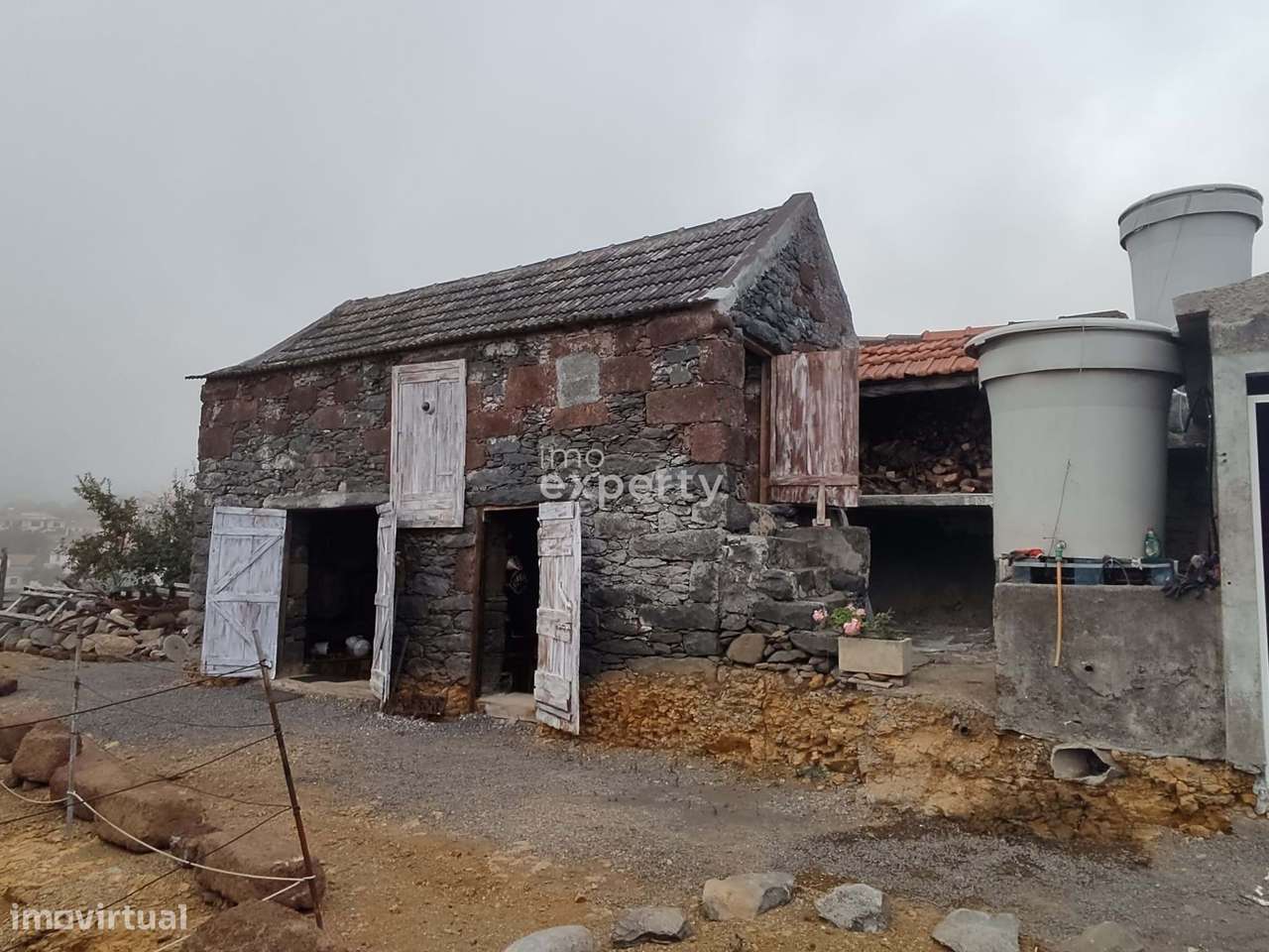 Moradia T3 + Palheiro na Fajã da Ovelha - Grande imagem: 4/10