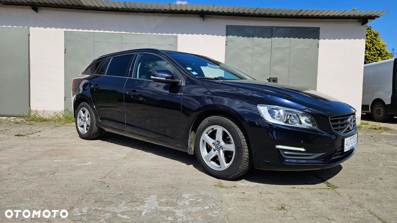 Volvo V60 D2 Drive-E Momentum - 2