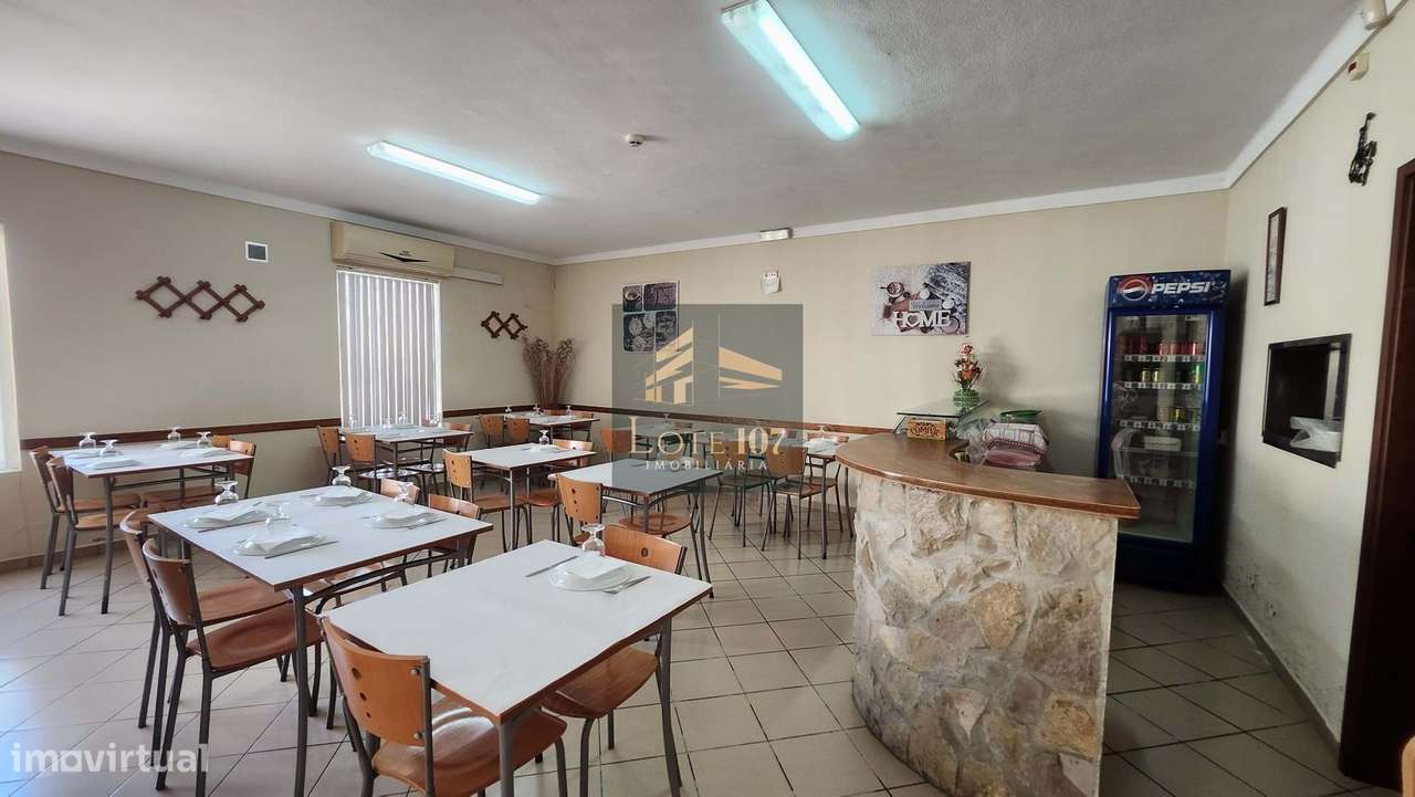 Moradia com Restaurante em Águas de Moura - Grande imagem: 5/39