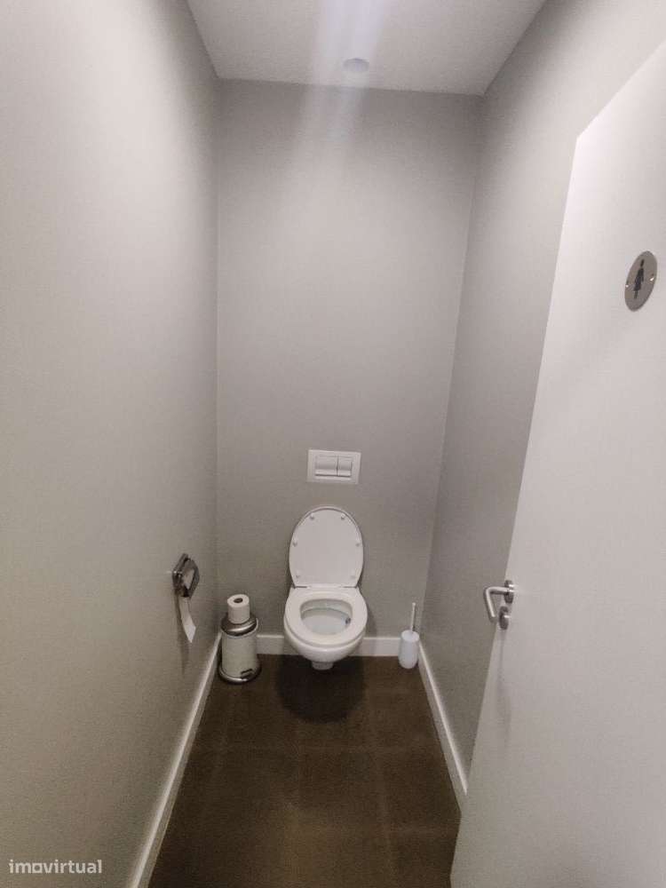 ALVERVA E.N. 10 I Escritório I Loja I piso térreo-8