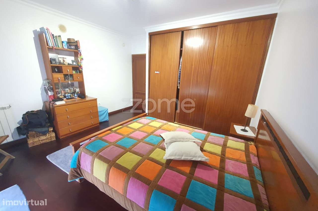 Moradia Isolada com piscina e bastante soalheira-20