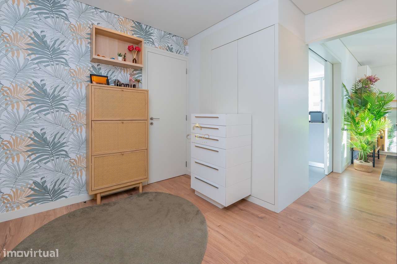 Fantástico T2 na Nova Urbanização Portela-22