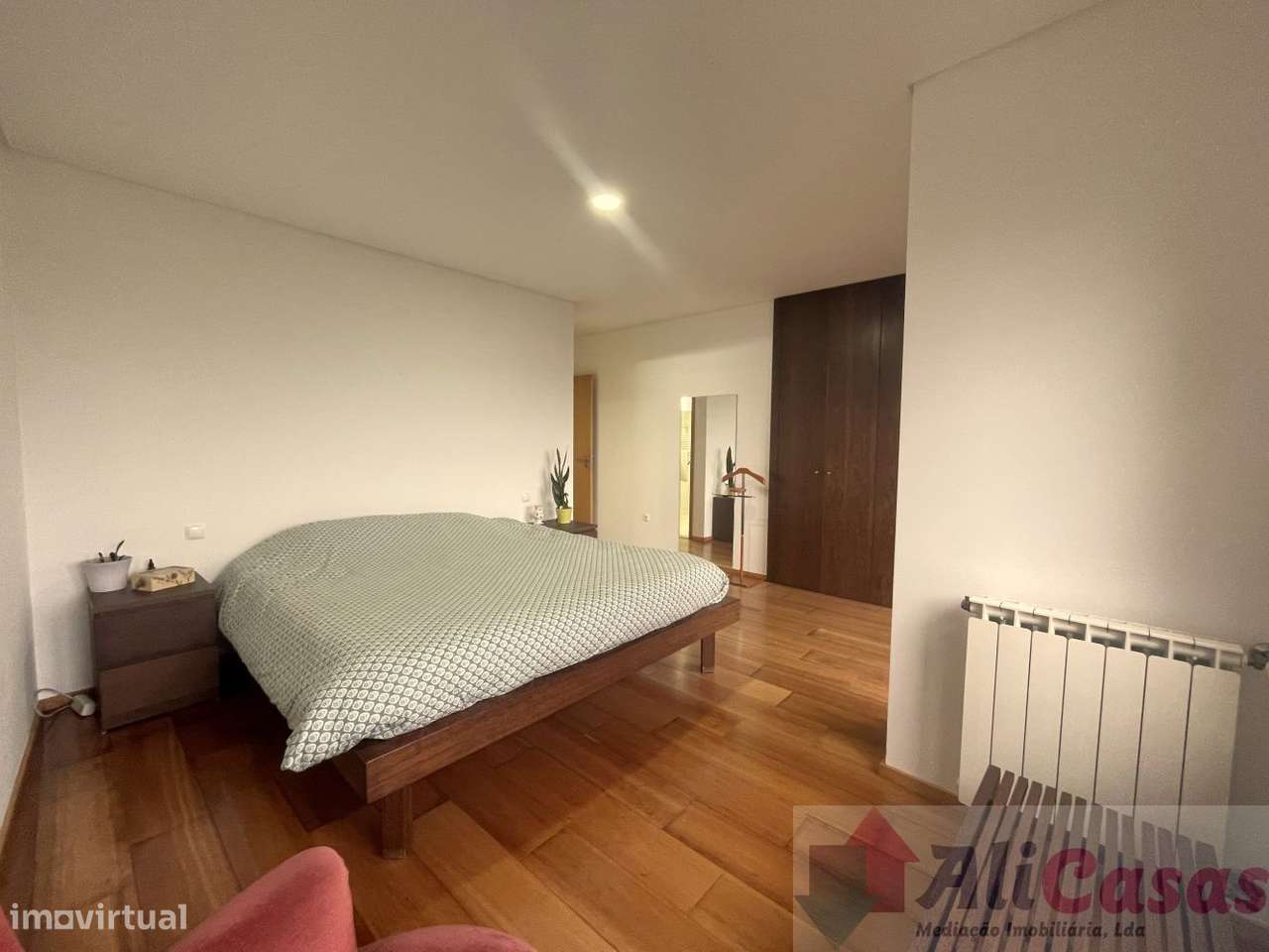 Excelente T3 Último Piso- Lugar de Garagem P/2 carros-34