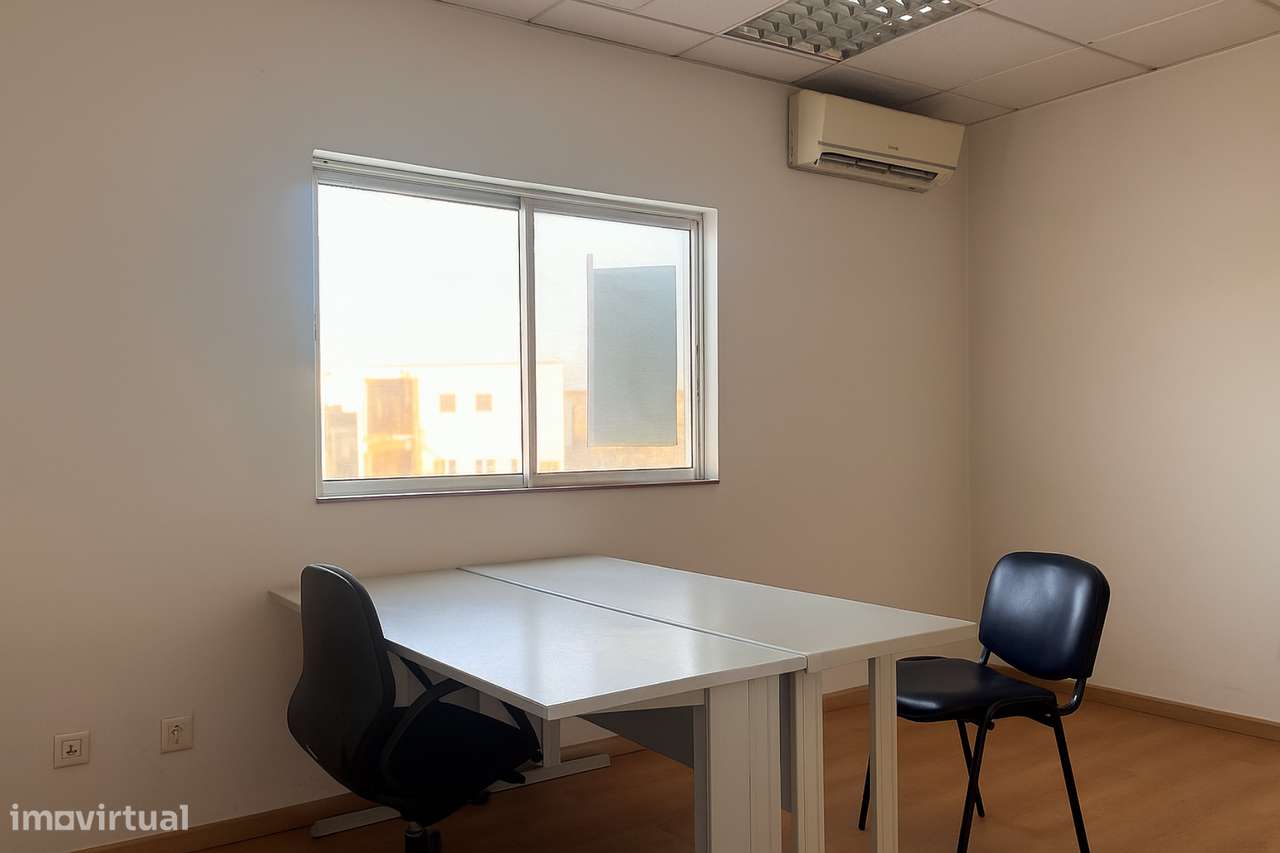 Armazém em Alféloas, Anadia-12