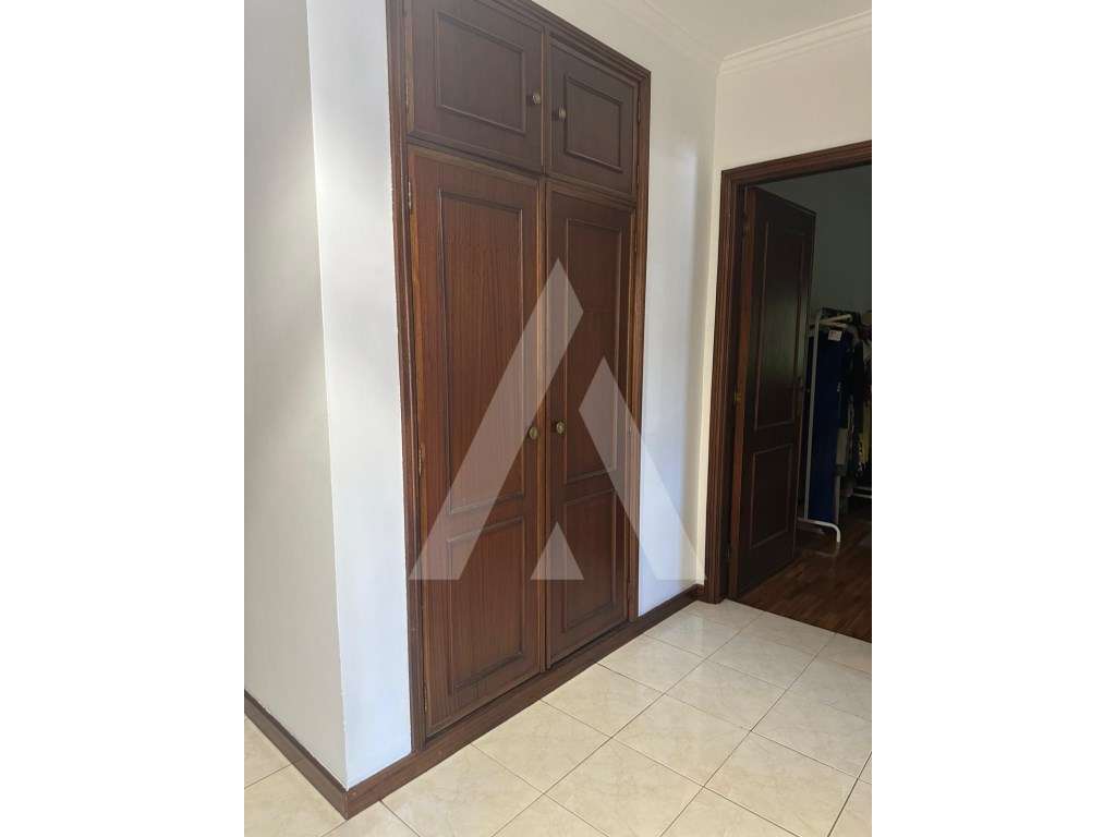 Apartamento T3 em São Roque-15