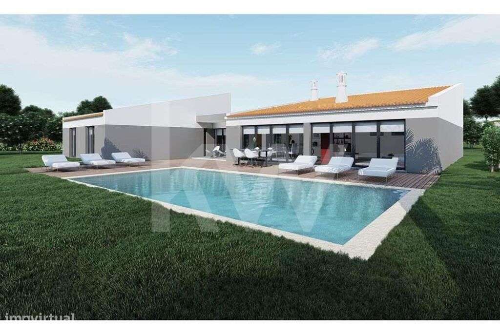 MORADIA TERREA, PISCINA, 7 SUITES, PRIVACIDADE, PERTO DAS PRAIAS, TRAN - Grande imagem: 1/60