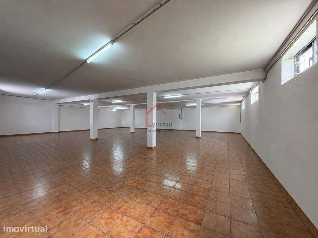 Pavilhão industrial Joane VNF-12