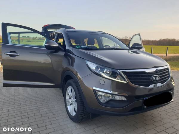 Kia Sportage 1.7 CRDI 2WD Dream-Team Edition - 13