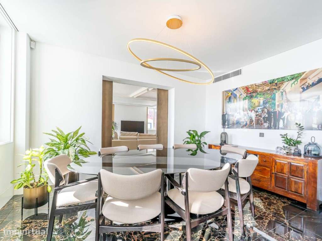 Apartamento T4 com garagem e vista sobre o Rio Tejo no Chiado, Lisboa - Grande imagem: 4/24