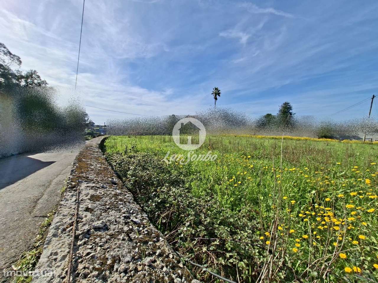 Terreno para construção com 1.260 m2 em Gondifelos - Grande imagem: 3/12