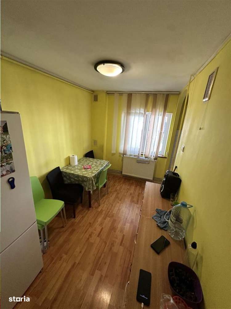 Decomandat 60 mp etaj 1 cu centrala in Mircea - Imagine principală: 5/11