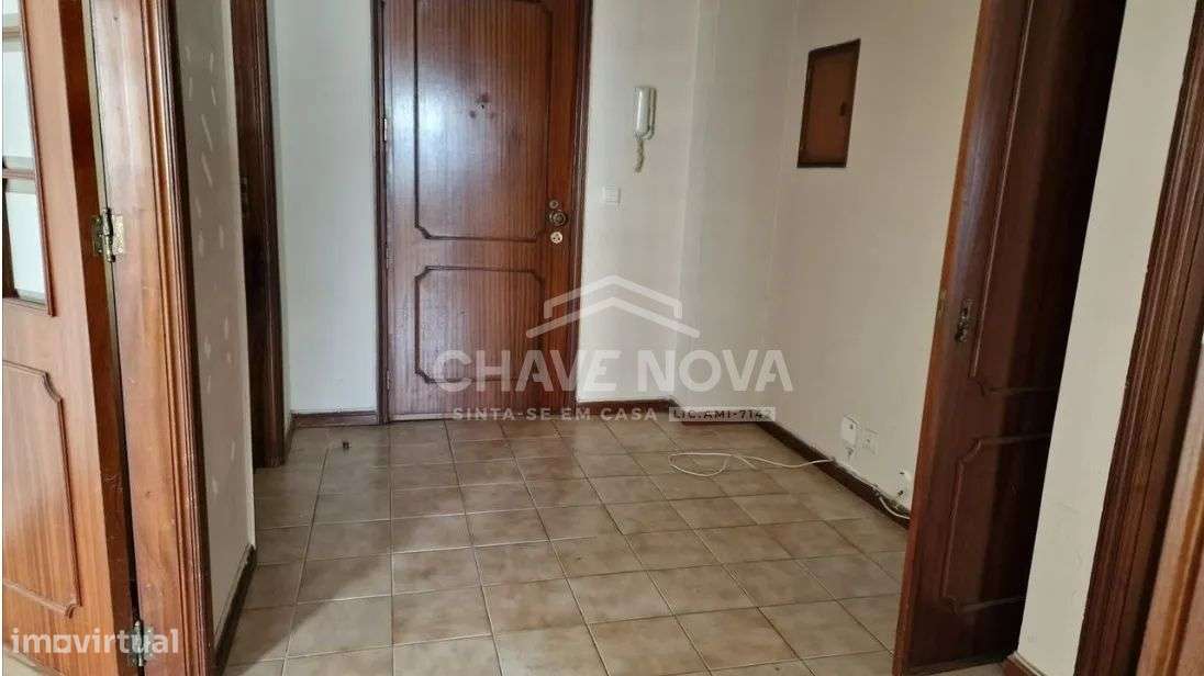 Apartamento T1 em Vilar do Paraíso SD/04561PG - Grande imagem: 2/9