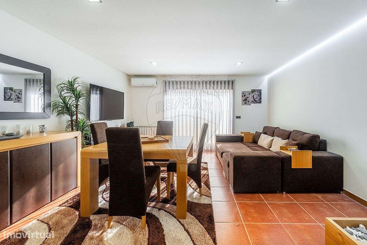 Apartamento T3 Totalmente Renovado - Grande imagem: 4/18
