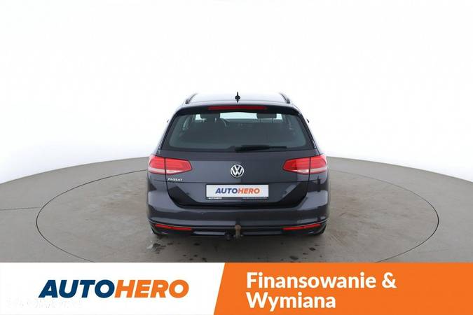 Volkswagen Passat 2.0 TDI BMT Comfortline - 6