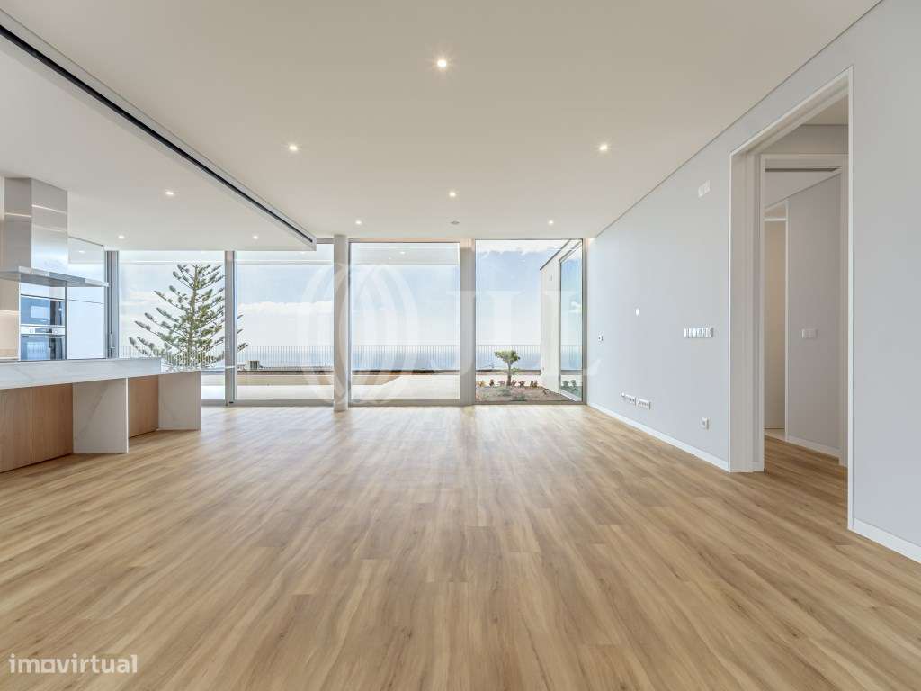 MoradiaT4 com piscina, garagem e vista mar na Calheta - Grande imagem: 4/31