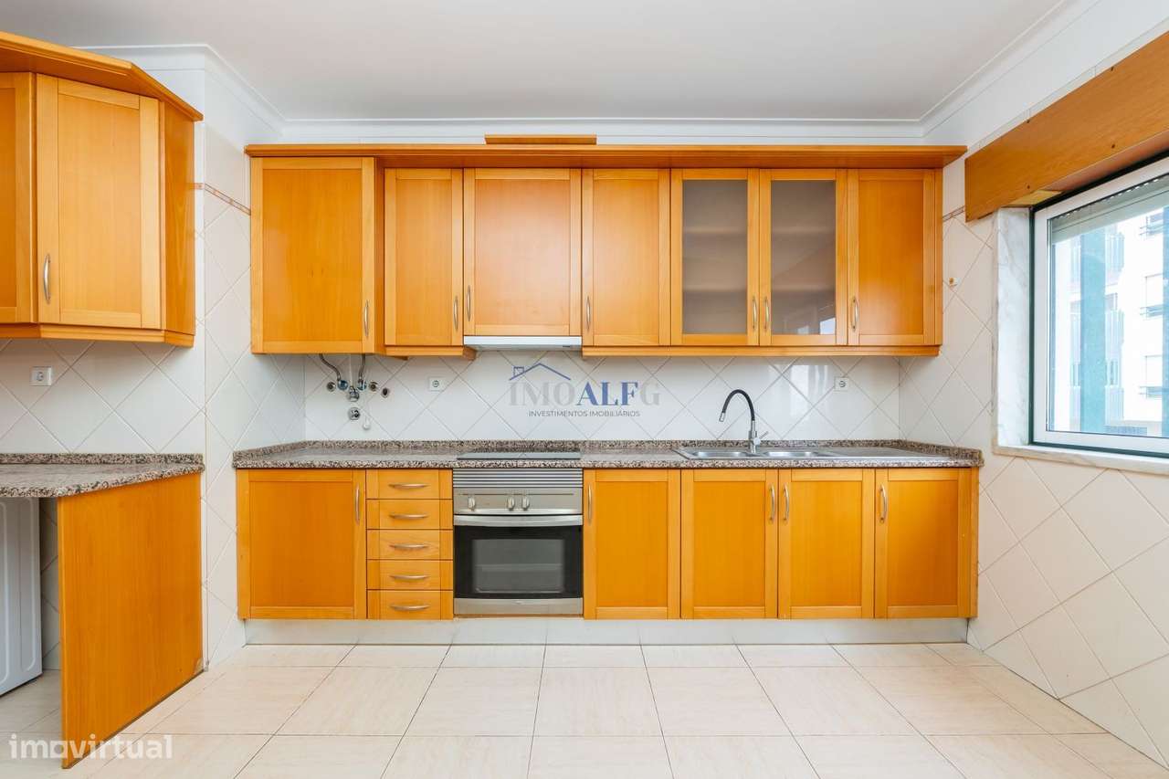 Apartamento T2 no Bairro do Mealheiro - Santa Iria de Azoia - Grande imagem: 3/26