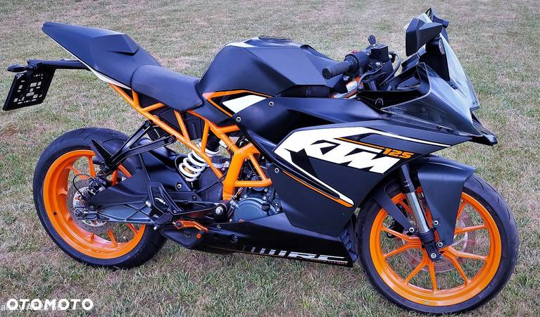 KTM RC 125 - 9