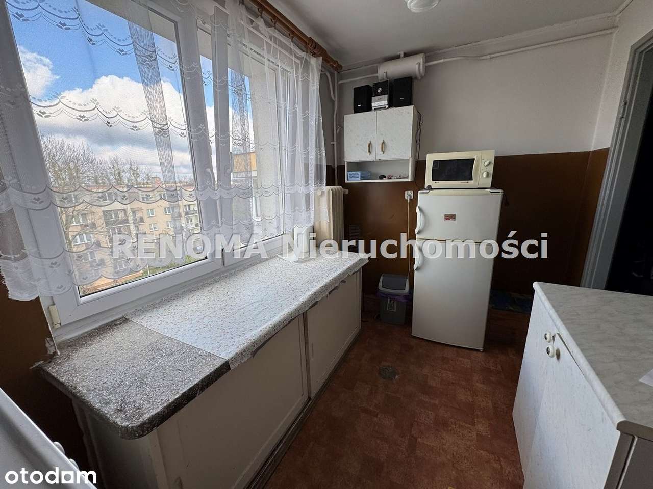 ** Centrum * Możliwość przekształcenia na 2 pok *-6