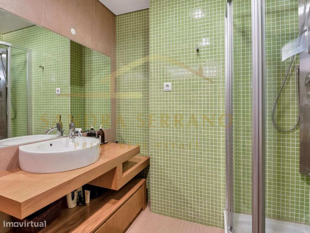 Magnifico apartamento T4 com 4 Suítes-13