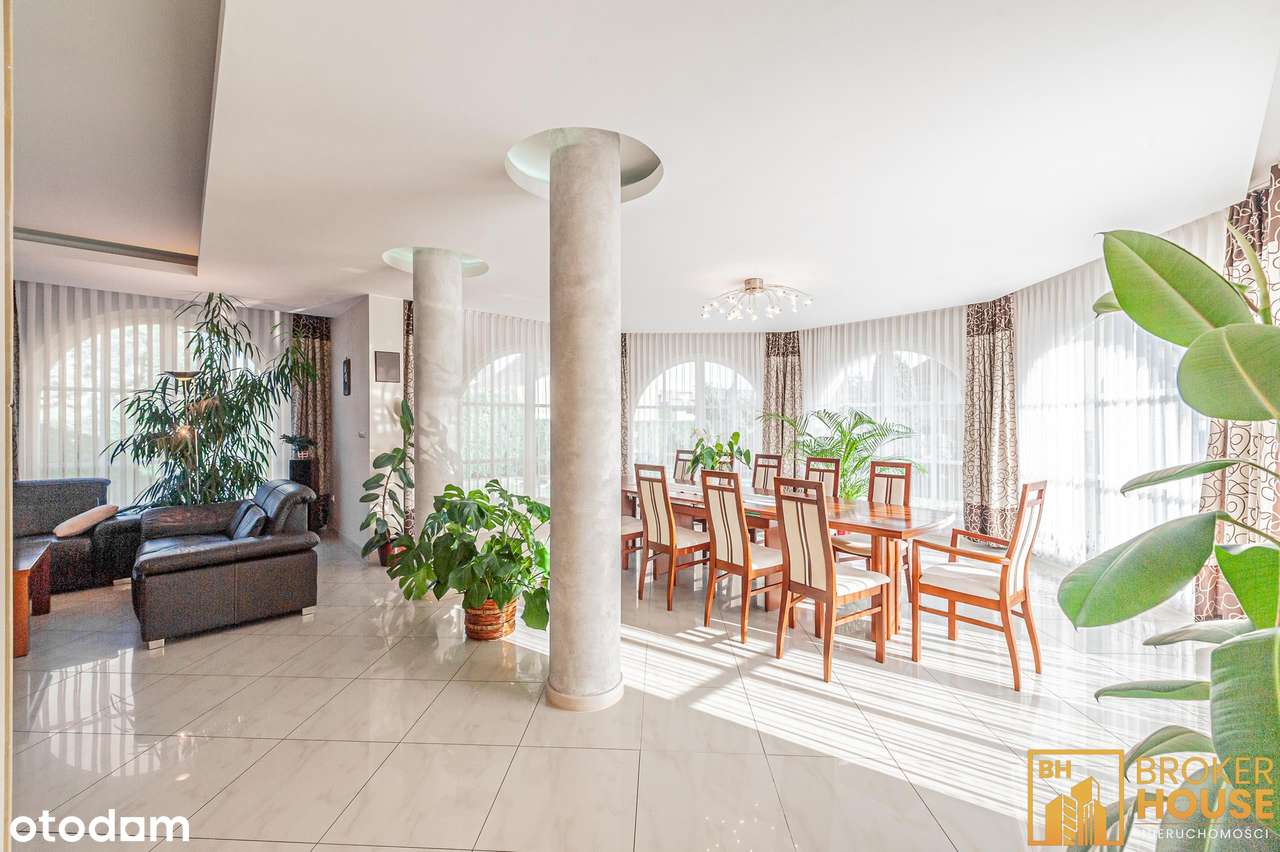 Willa z basenem i pięknym ogrodem/Opole-12