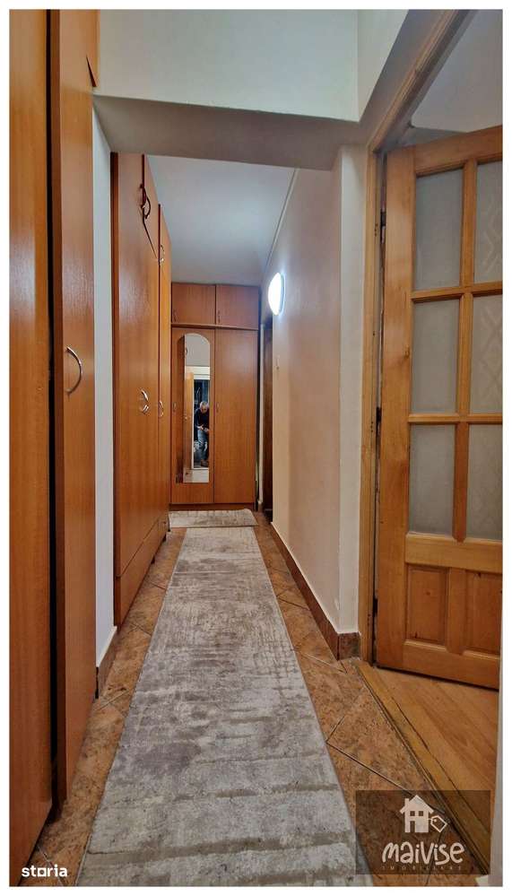 Structura generoasa, apartament 4 camere de vanzare-17