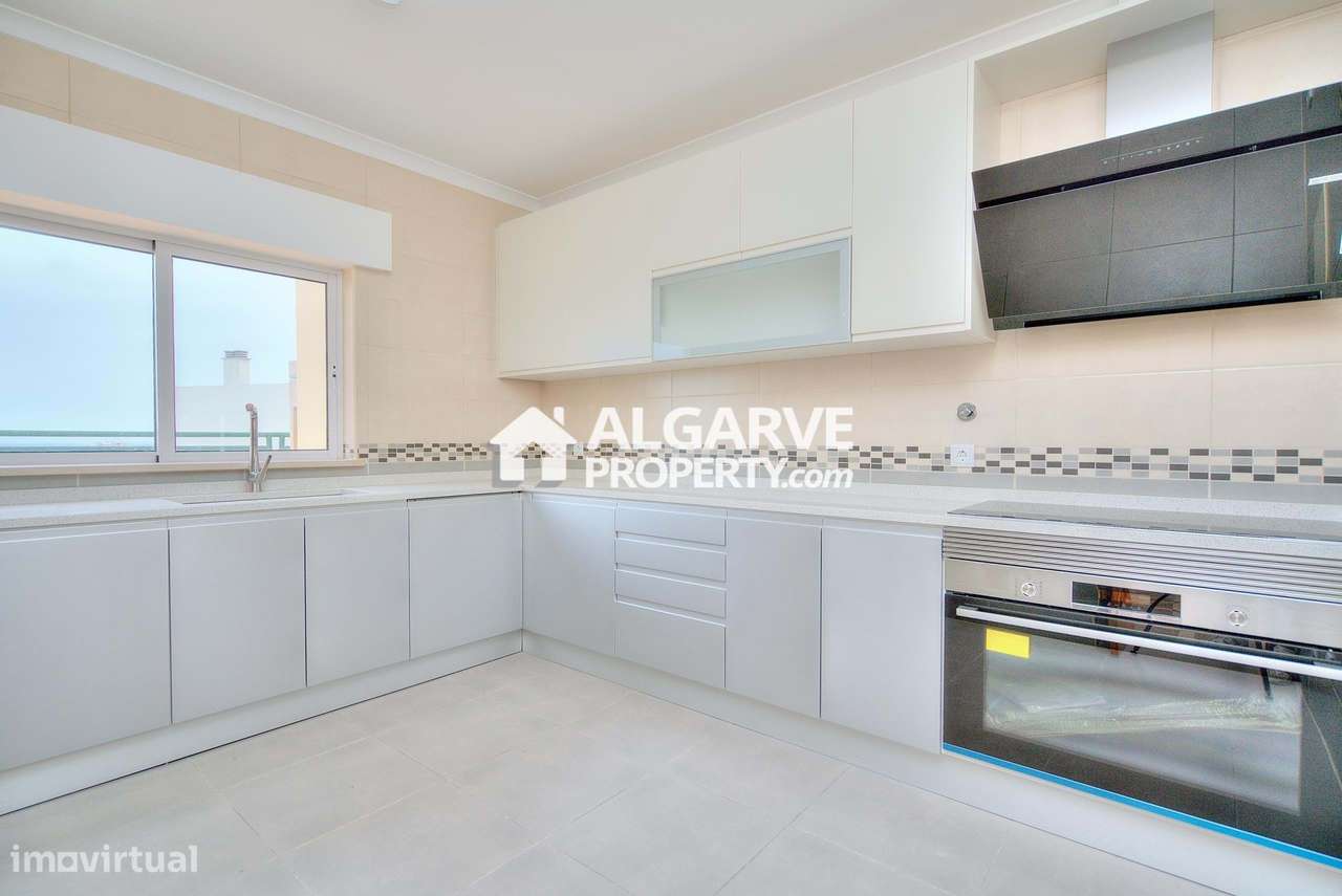 Apartamento T4 Duplex, com piscina privada para venda no centro de Far - Grande imagem: 4/45