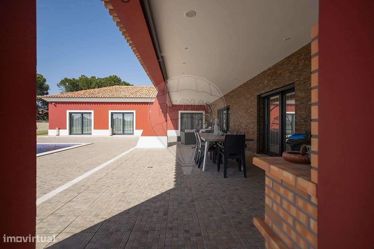 Moradia T5 para venda - Grande imagem: 2/35