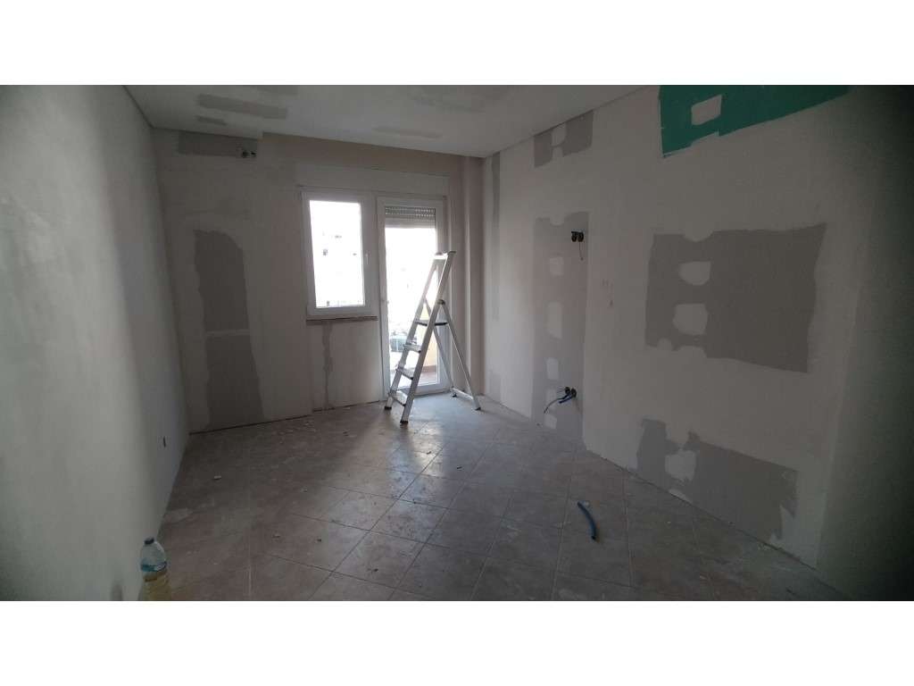 T3 Remodelado no Bairro de Montalvão-12