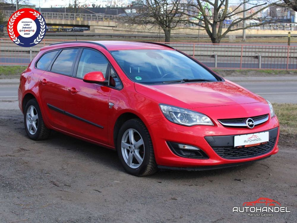 Opel Astra J 2012