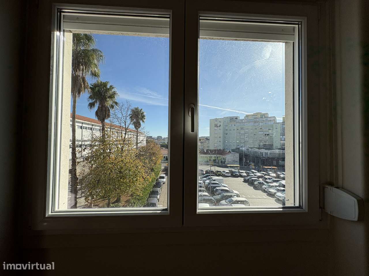 T3 com terraço de 40m2 no metro da pontinha - Grande imagem: 2/17