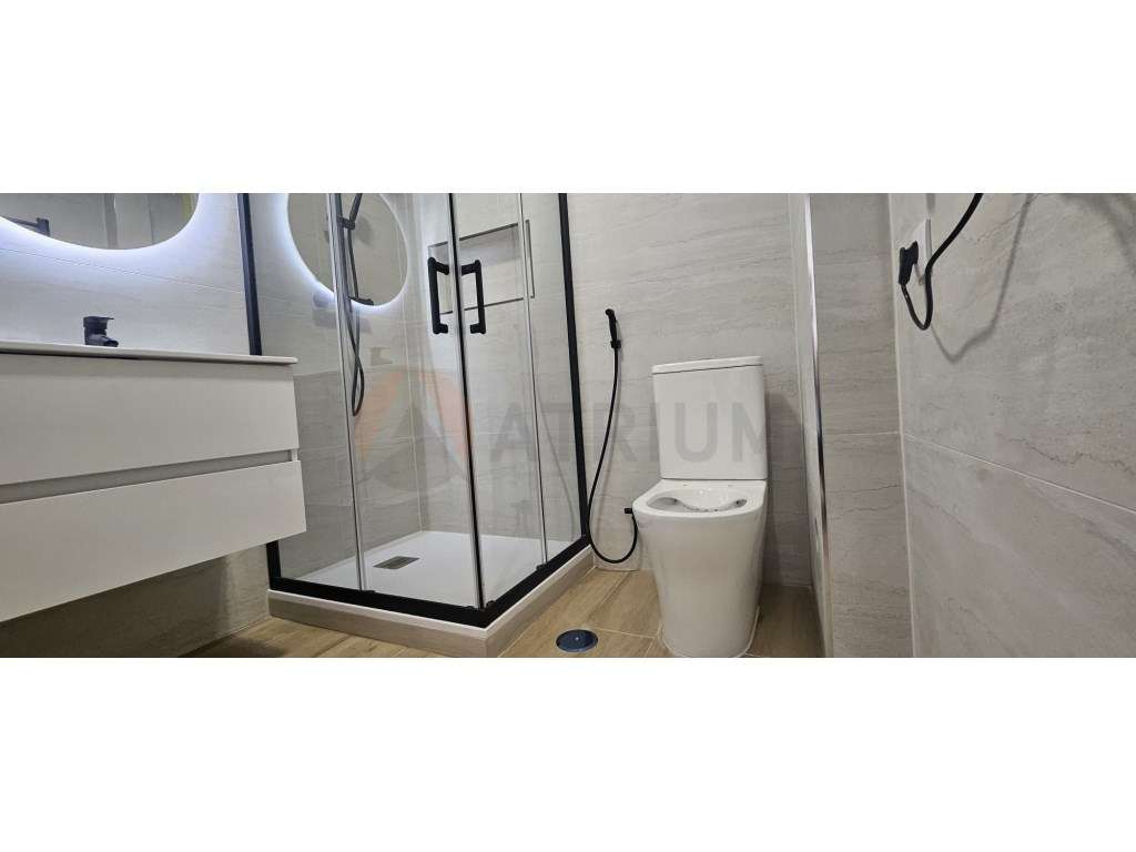 Apartamento T2 renovado, Setúbal-2