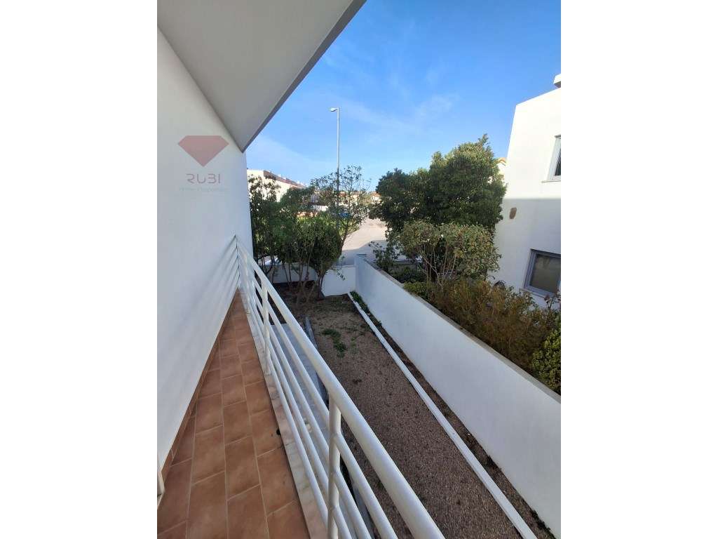 Moradia T4 à venda na Cotovia - Sesimbra-11