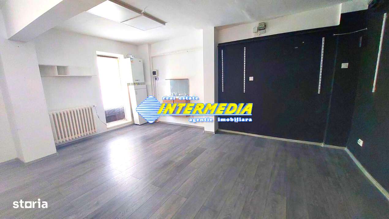 Spatiu Comercial cu vad in Zona Cetate Bulevard, Alba Iulia-0